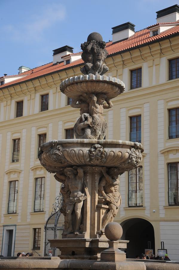 Cisarka Apartments Praag Buitenkant foto