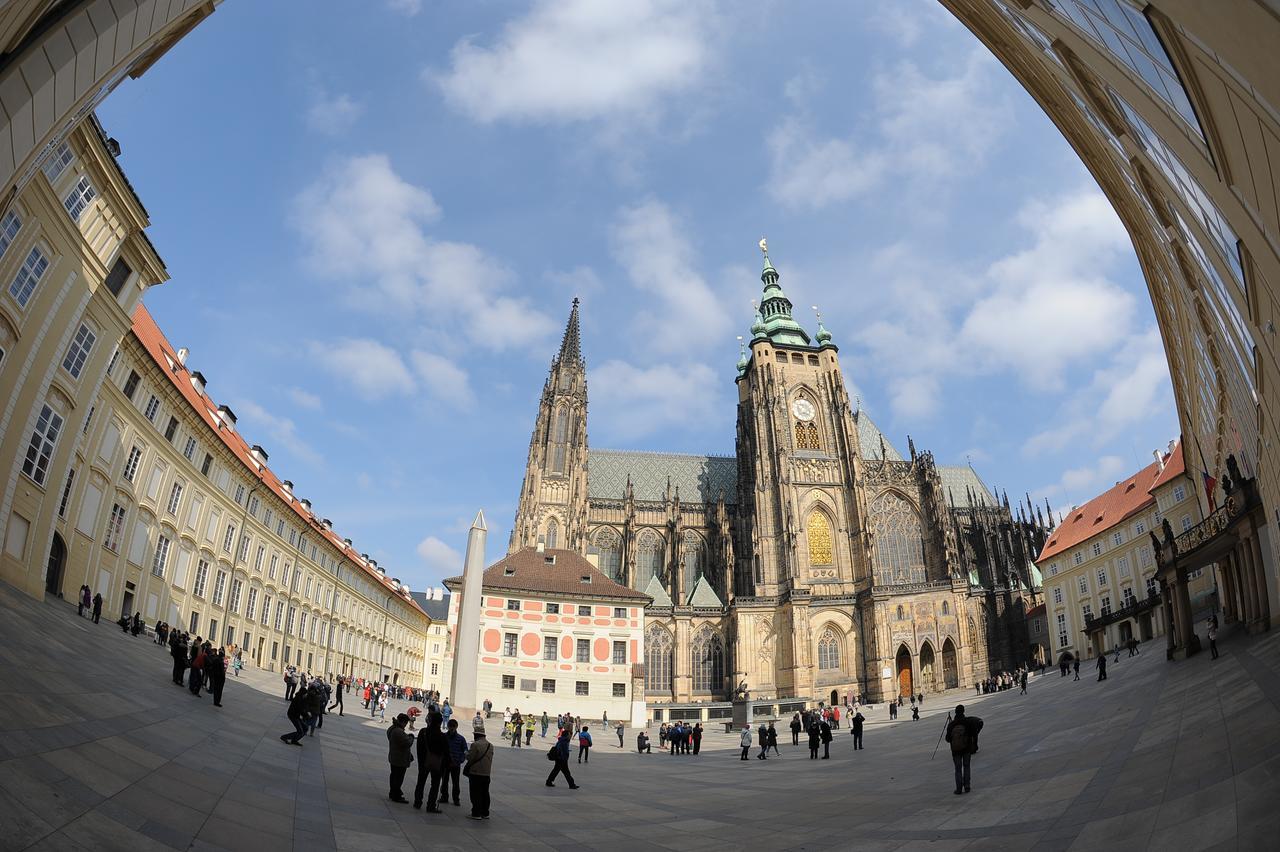 Cisarka Apartments Praag Buitenkant foto