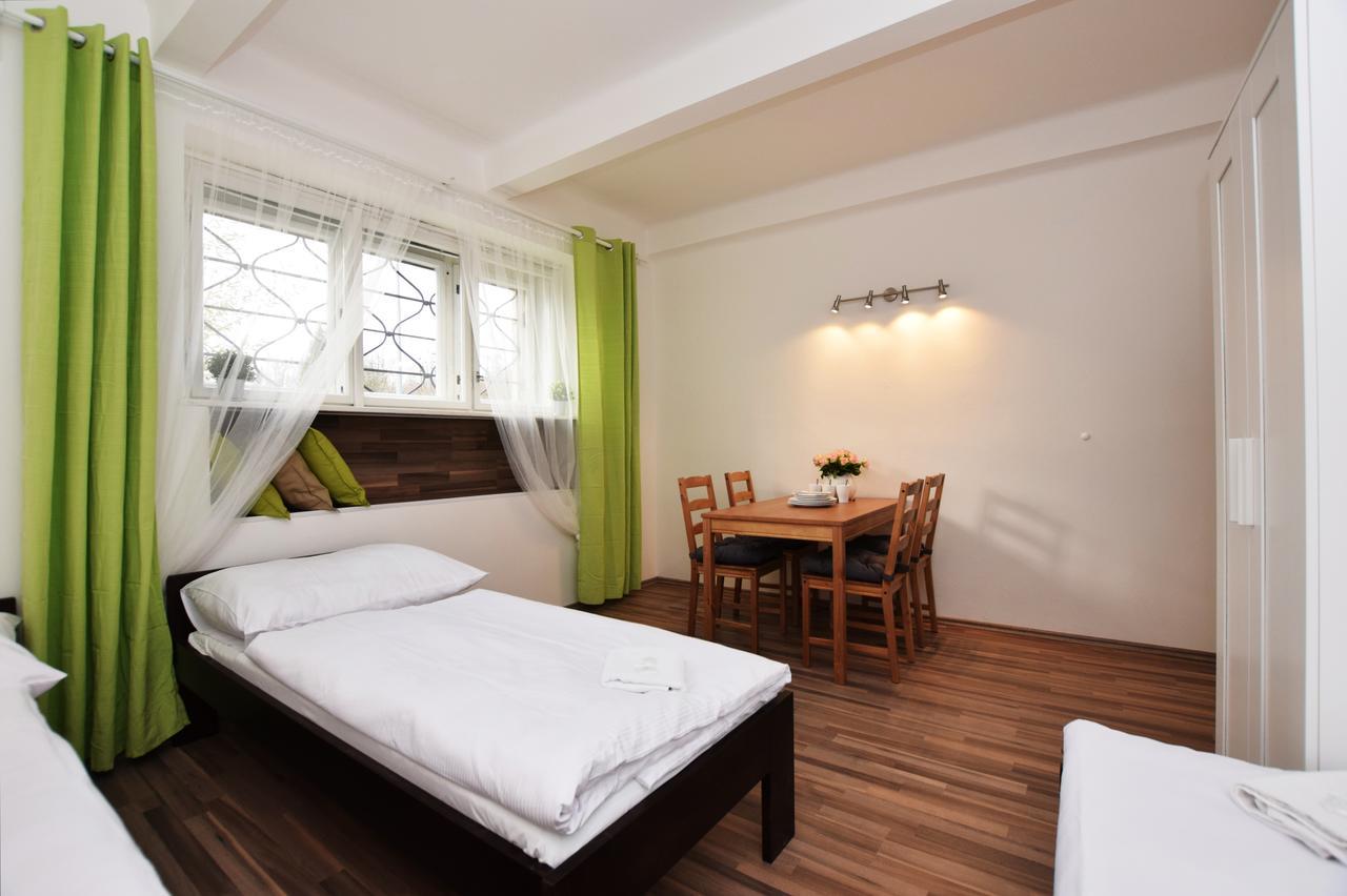 Cisarka Apartments Praag Buitenkant foto
